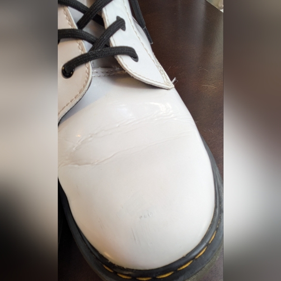 Dr. Martens 1460 Y White Lace Up Boots With Zipper. Size 7 Women, 6 Men. - Picture 11 of 12